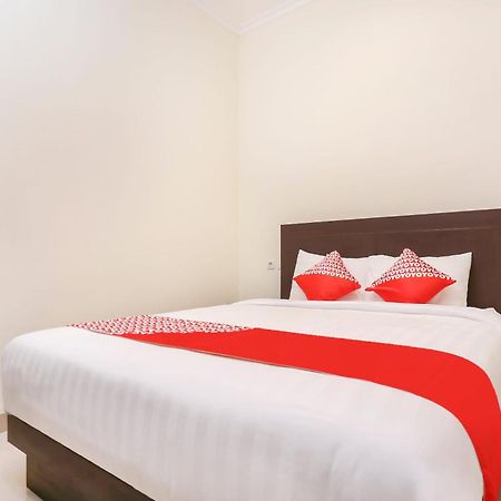 Collection O Yogyakarta Near Jalan Malioboro Formerly Alena Residence Джокьякарта Экстерьер фото