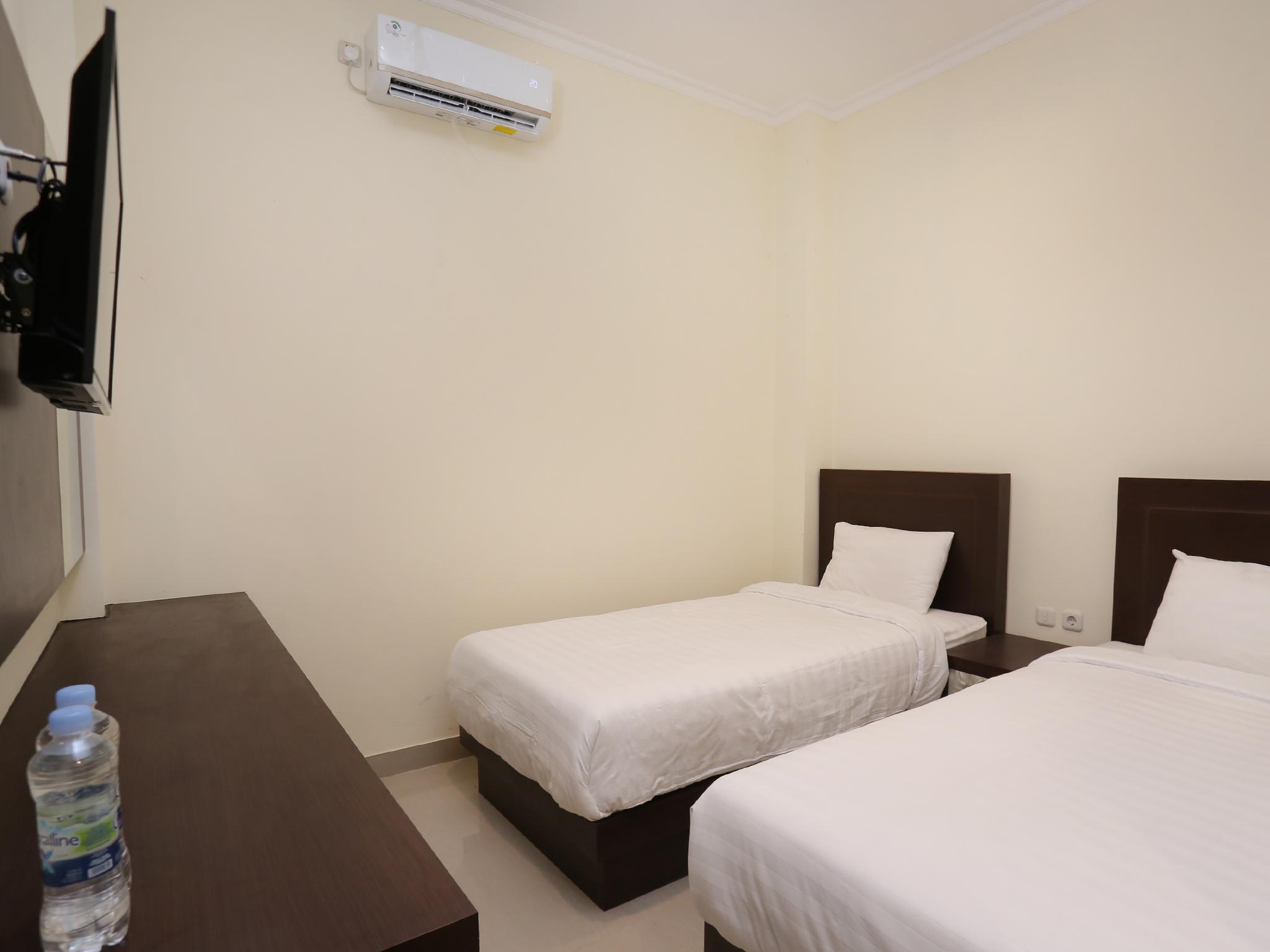 Collection O Yogyakarta Near Jalan Malioboro Formerly Alena Residence Джокьякарта Экстерьер фото