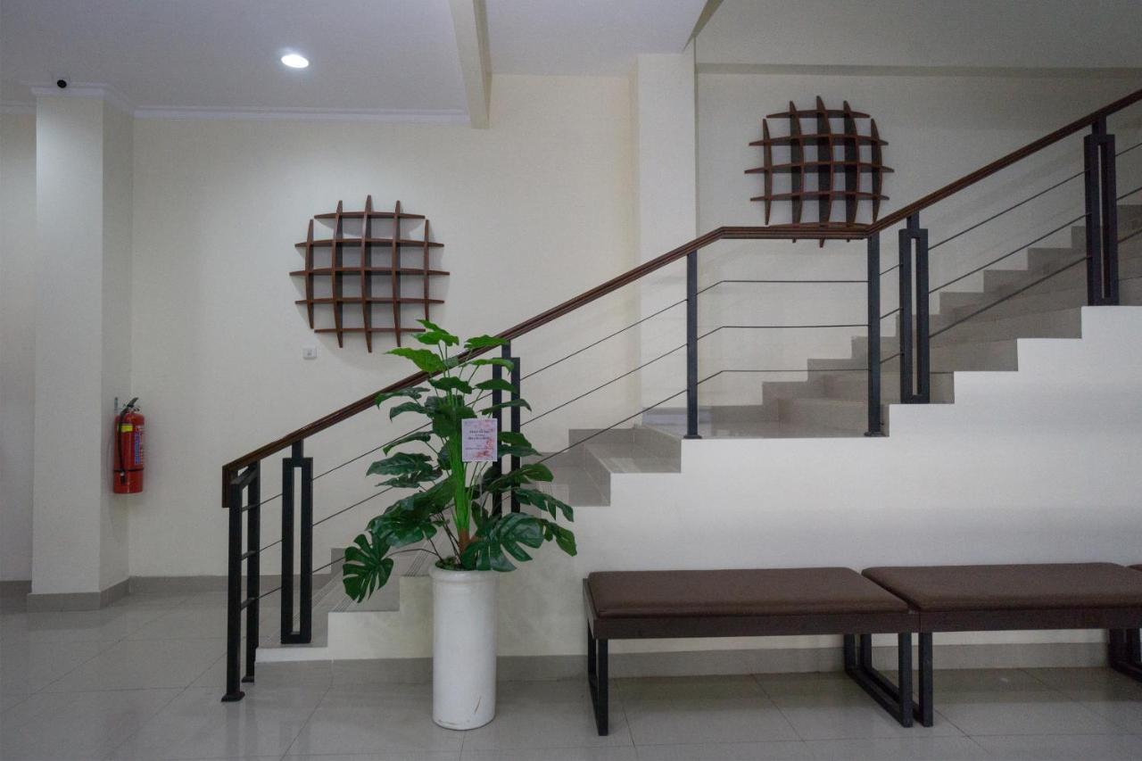 Collection O Yogyakarta Near Jalan Malioboro Formerly Alena Residence Джокьякарта Экстерьер фото